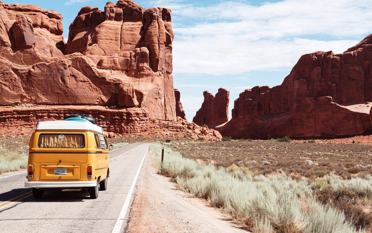 arches national park, van, drive-1846759.jpg
